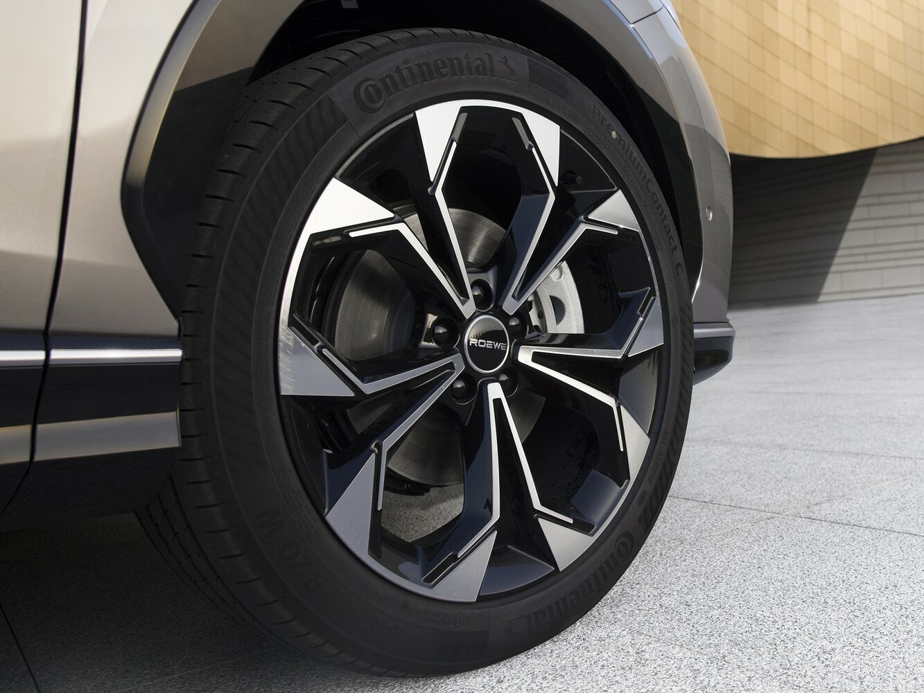 Roewe RX5 — справочные фотографии комплектации, Диск