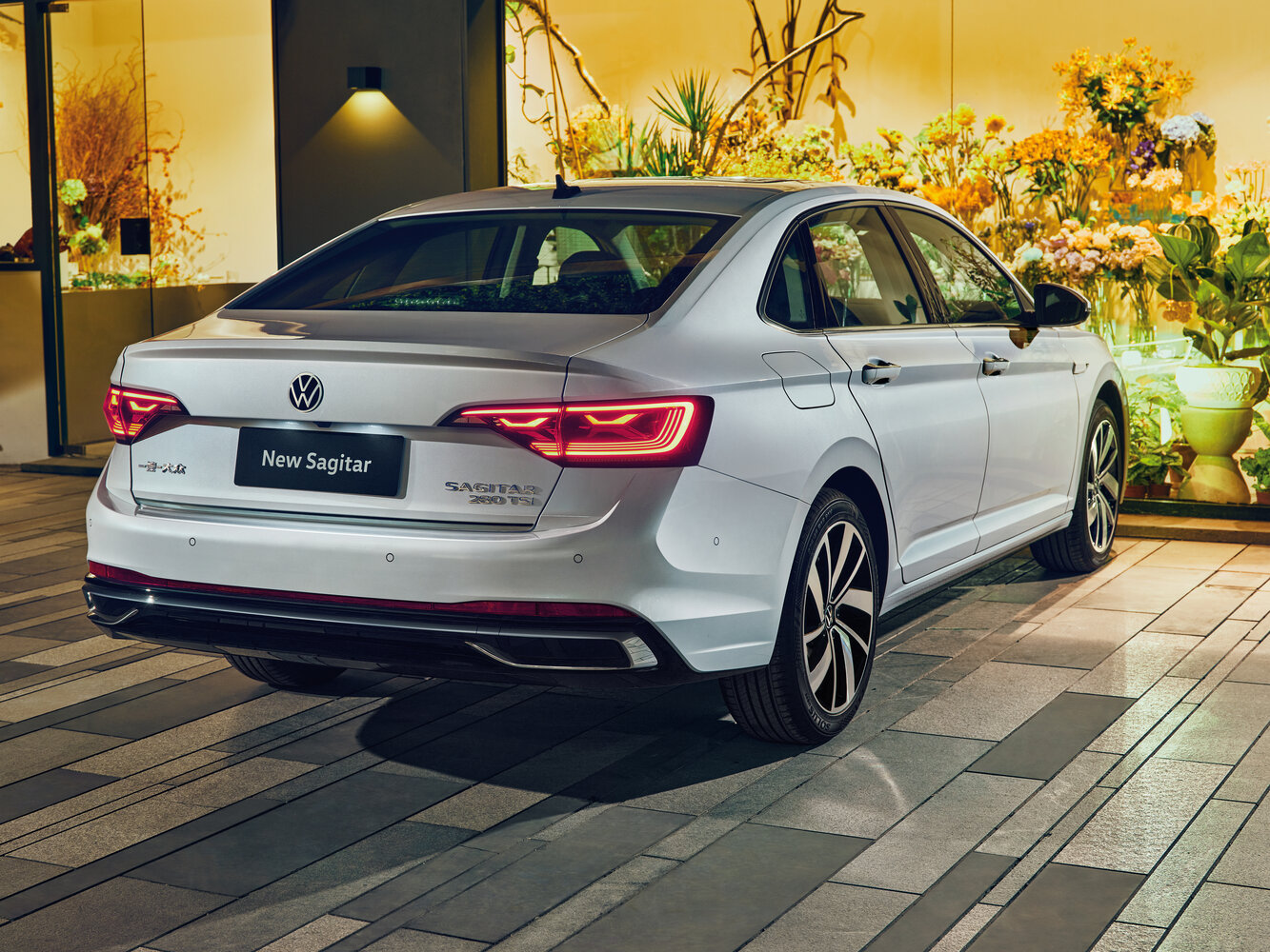 Volkswagen Sagitar 2022 280TSI DSG