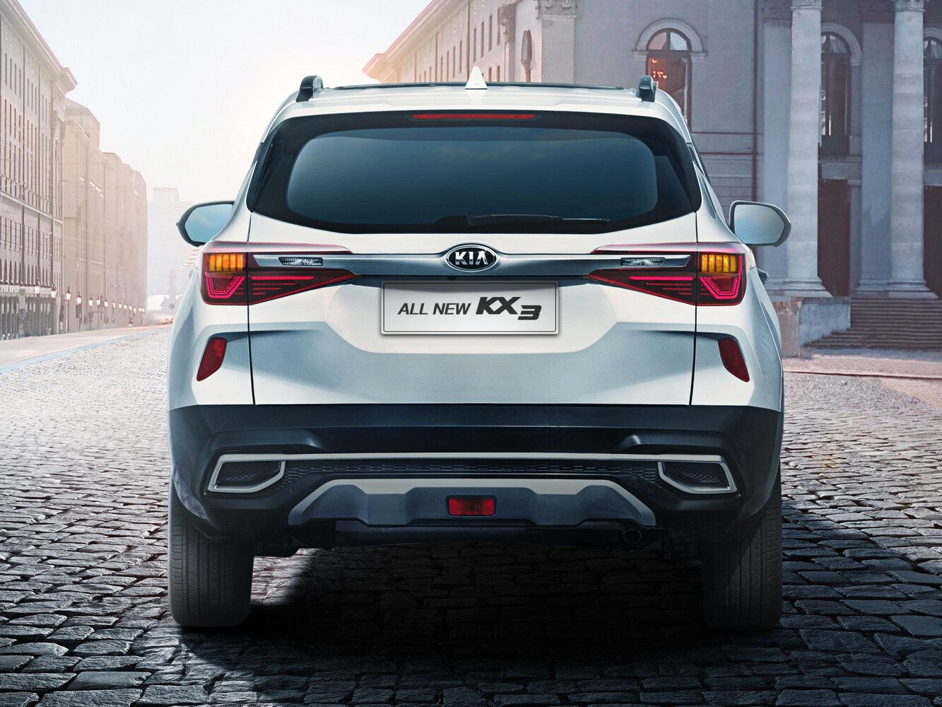 Kia KX3 — справочные фотографии комплектации, Сзади