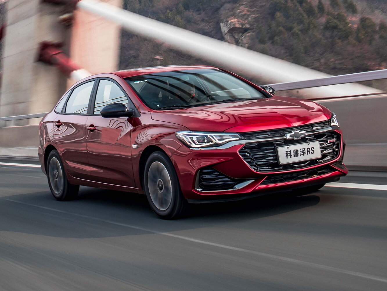 Chevrolet Monza 2019 RS 330T AT