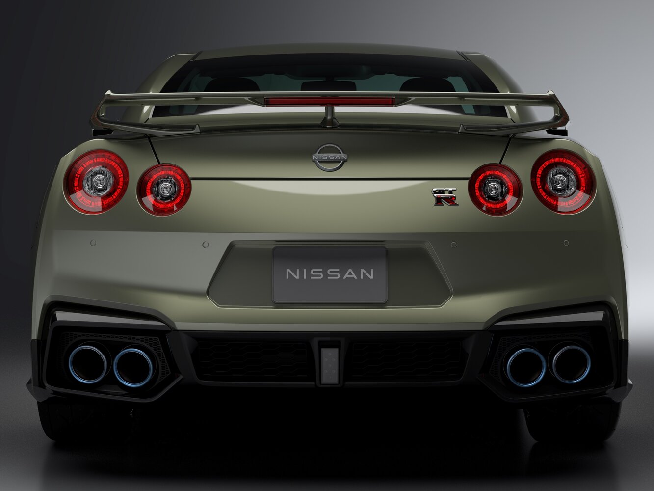 Nissan GT-R
