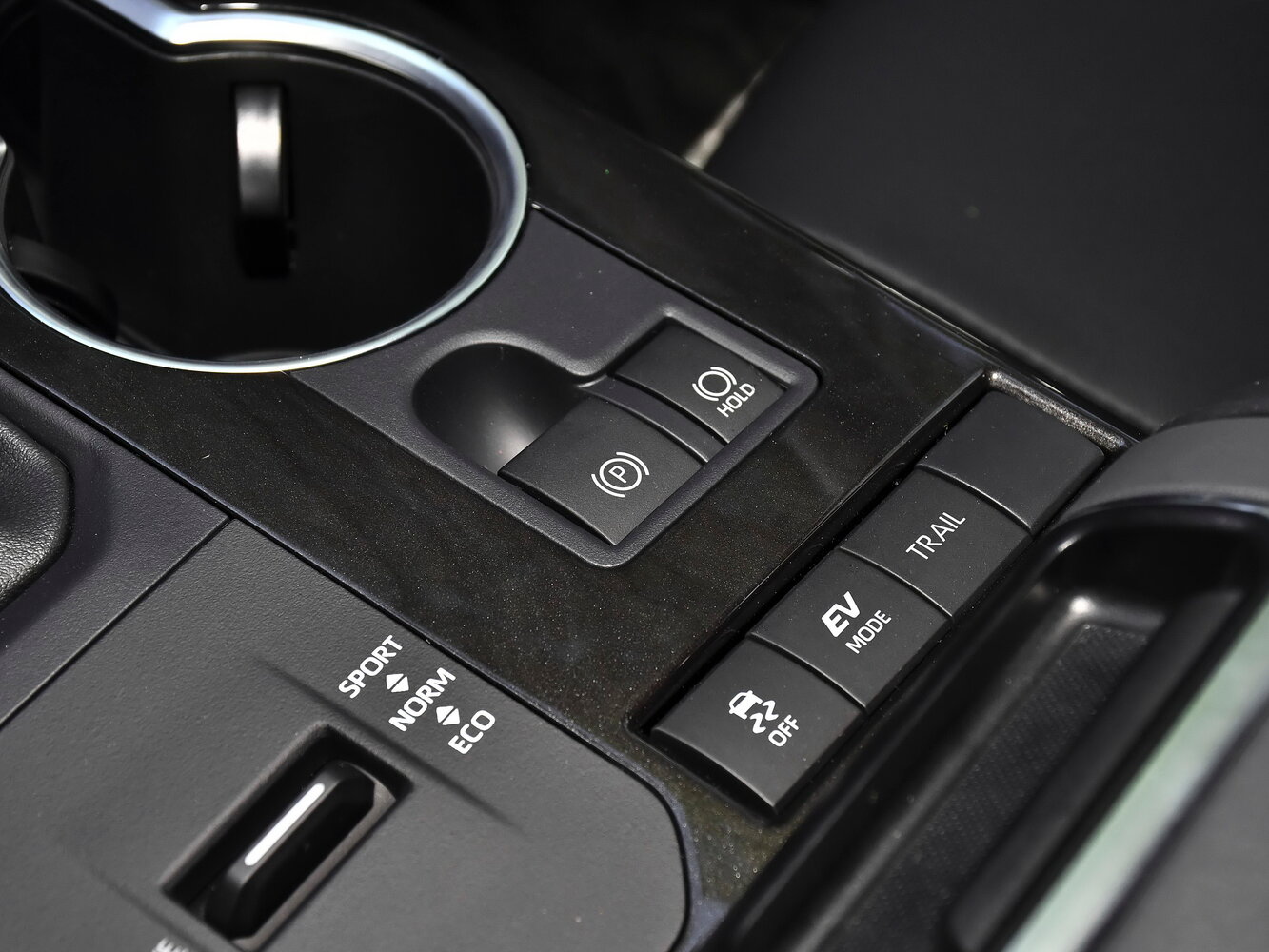 Toyota Crown Kluger — справочные фотографии комплектации, Интерьер 2