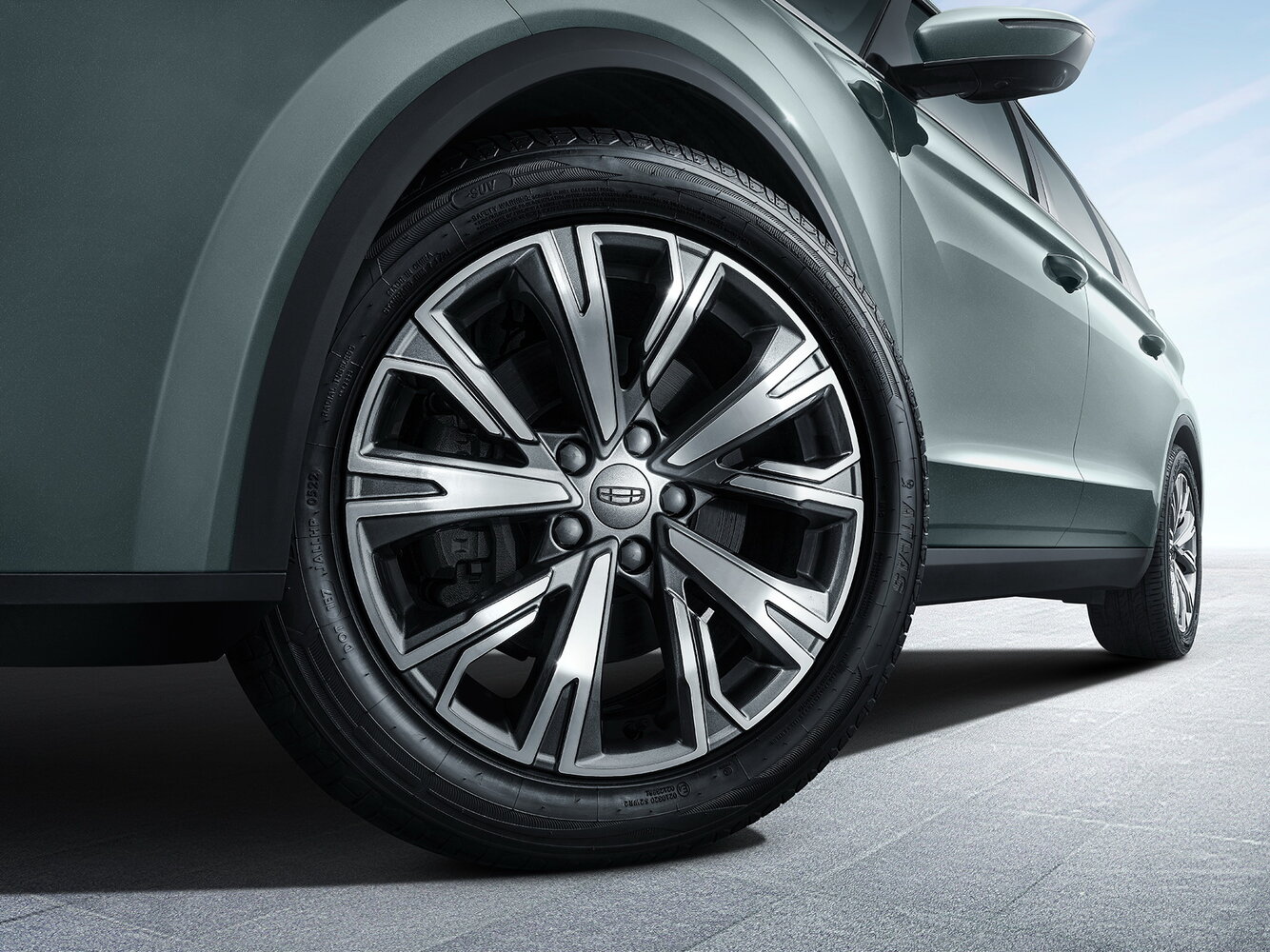Geely Jiaji — справочные фотографии комплектации, Диск