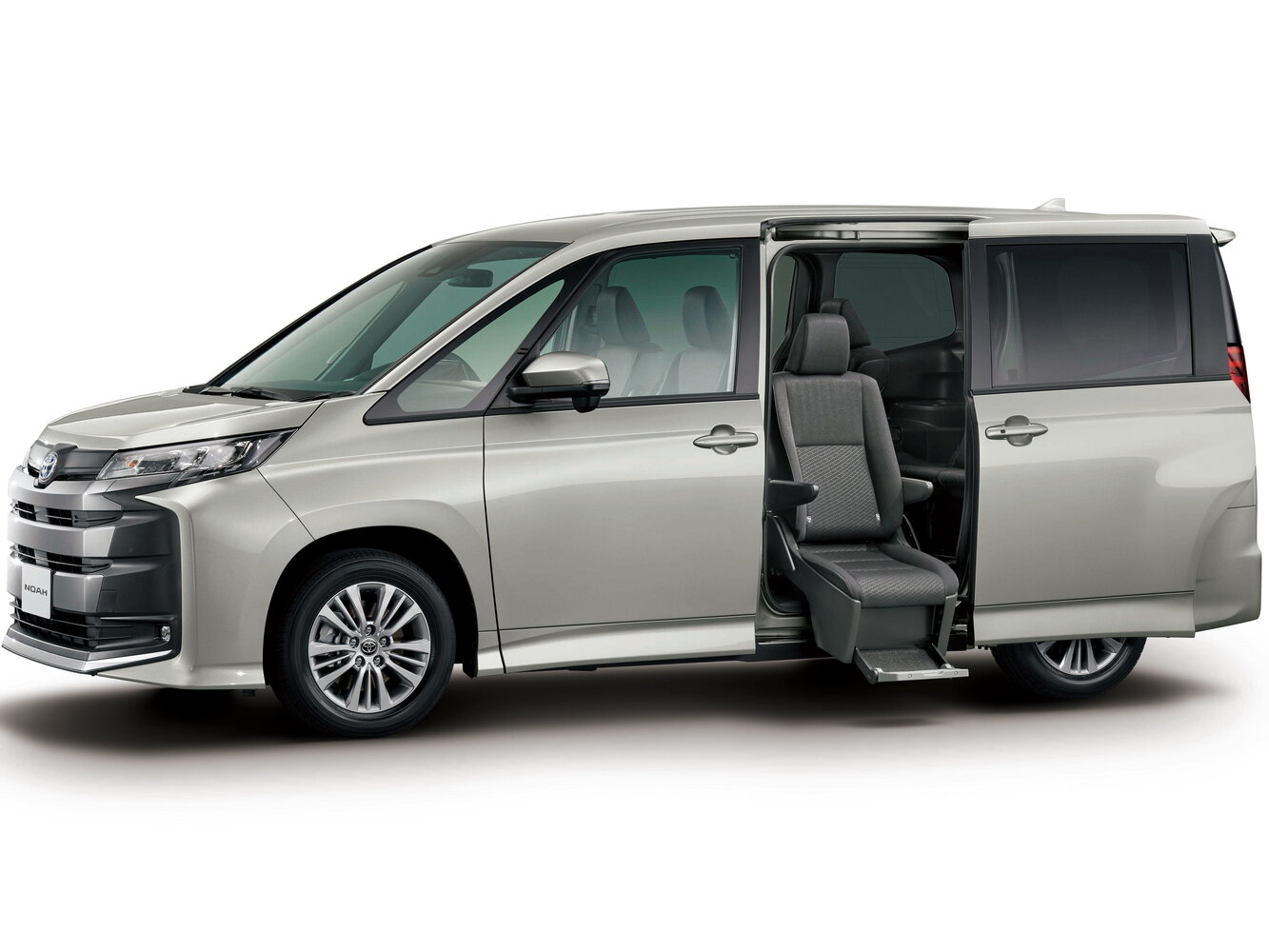 Toyota Noah S−G