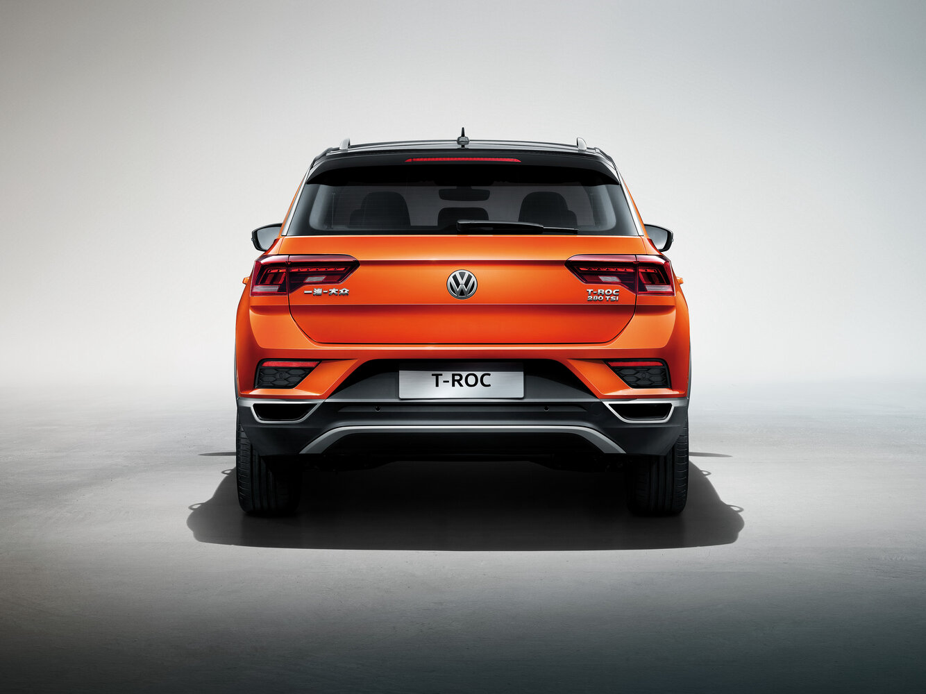 Volkswagen T-Roc — справочные фотографии комплектации, Сзади