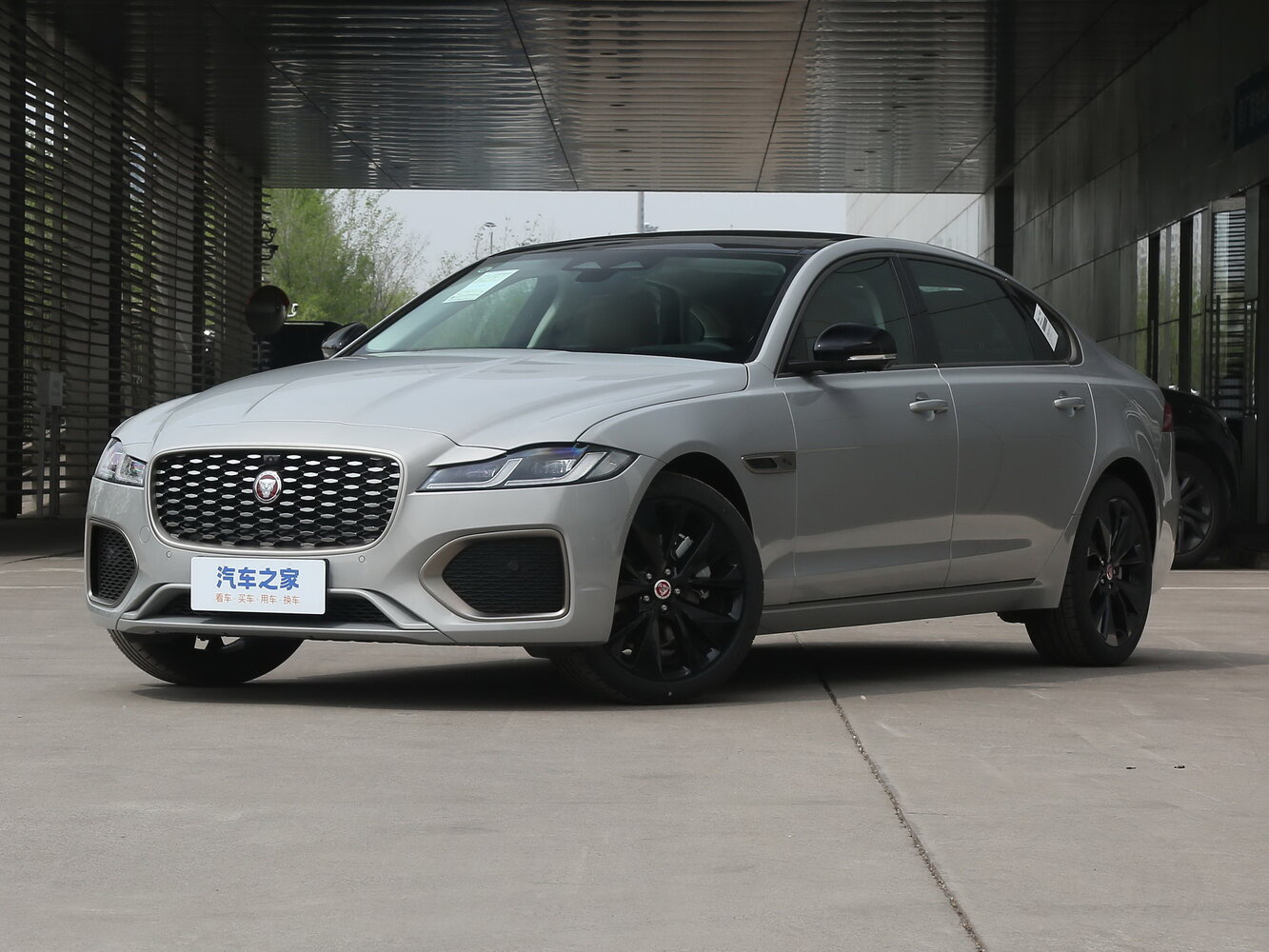 Jaguar XF — II Рестайлинг (2020–2024)