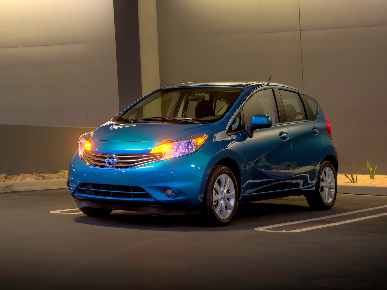 Nissan Versa Note — I поколение (2013–2015)