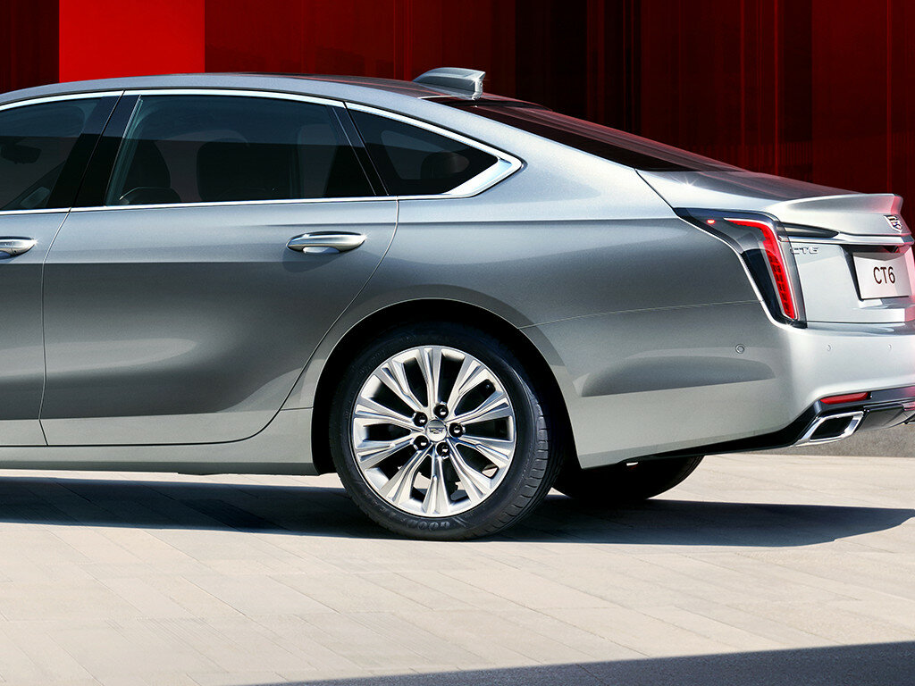 Cadillac CT6 — справочные фотографии комплектации, Диск