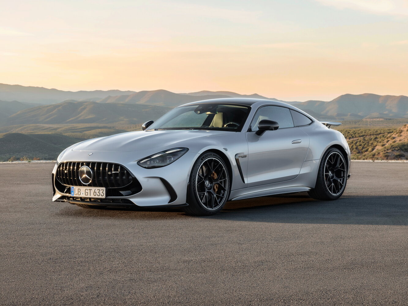 Mercedes-Benz AMG GT 4 43 4MATIC+