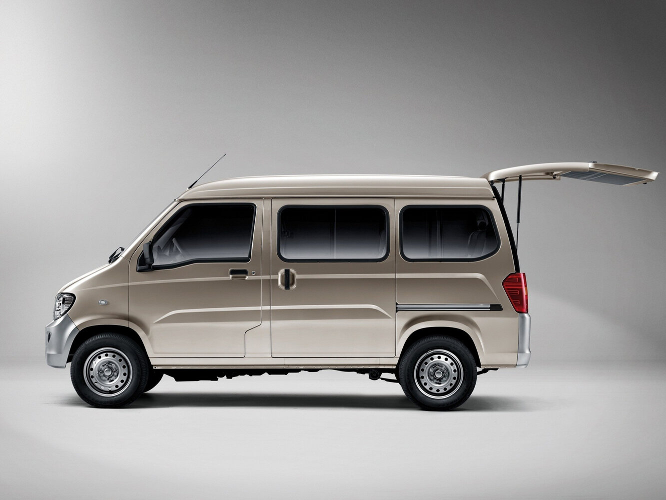 Wuling Sunshine — справочные фотографии комплектации, Сбоку
