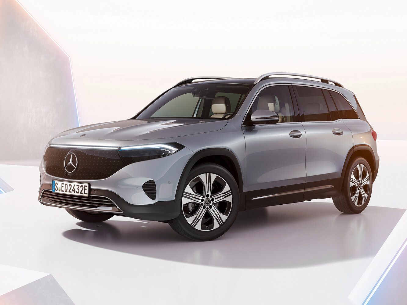 Mercedes-Benz EQB X243 EQB300 4MATIC