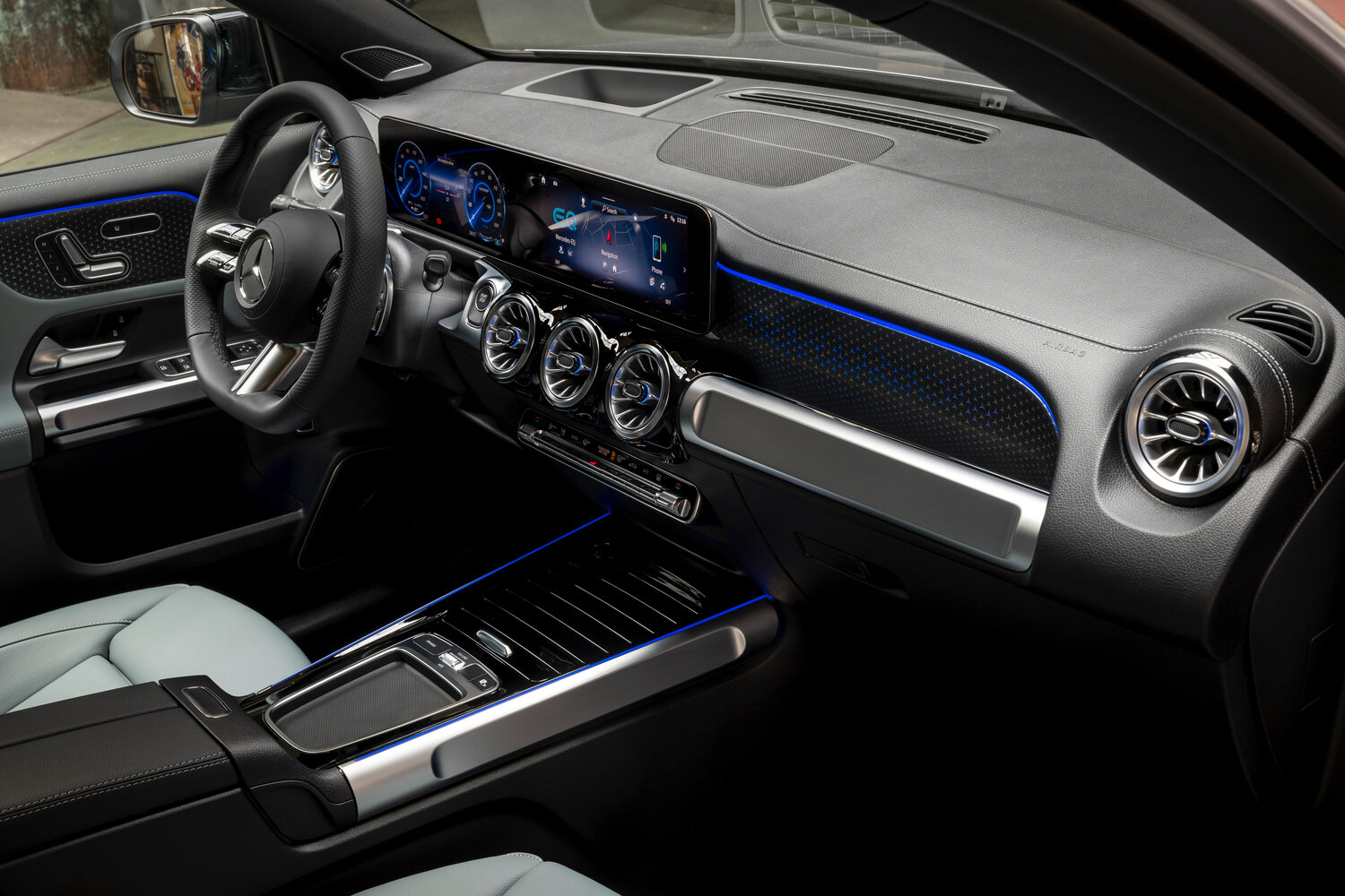 Mercedes-Benz EQB X243 EQB300 4MATIC