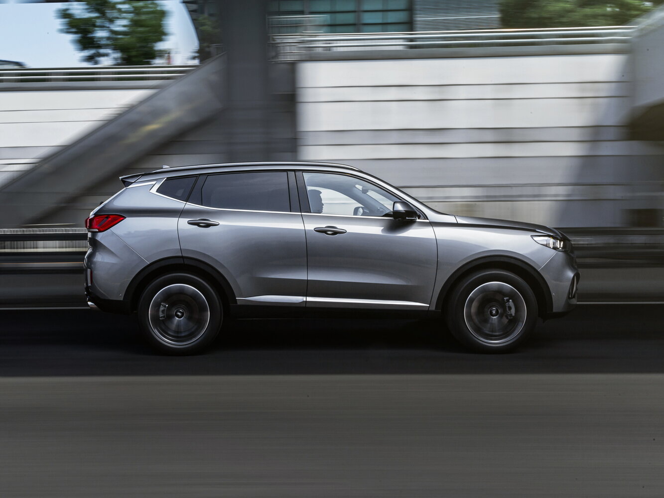 Wey VV6 — справочные фотографии комплектации, Сбоку