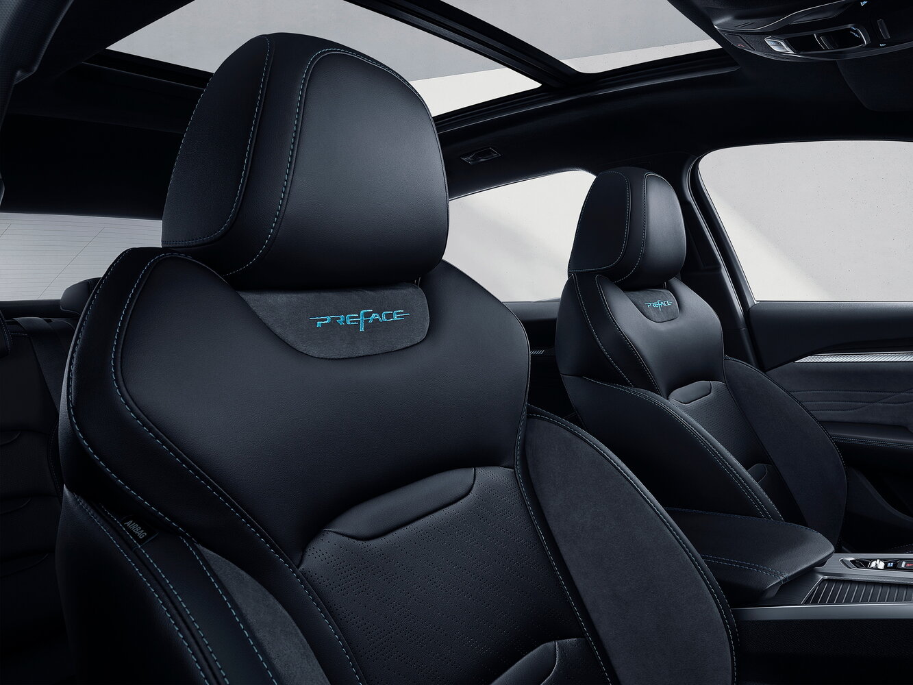 Geely Preface — справочные фотографии комплектации, Интерьер 1