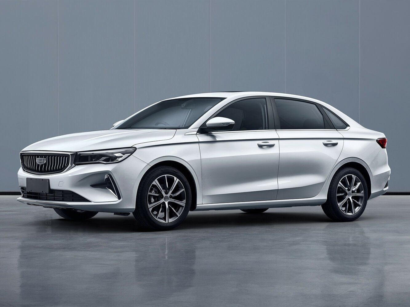 Geely Emgrand 2022 4 1.5L CVT Luxury