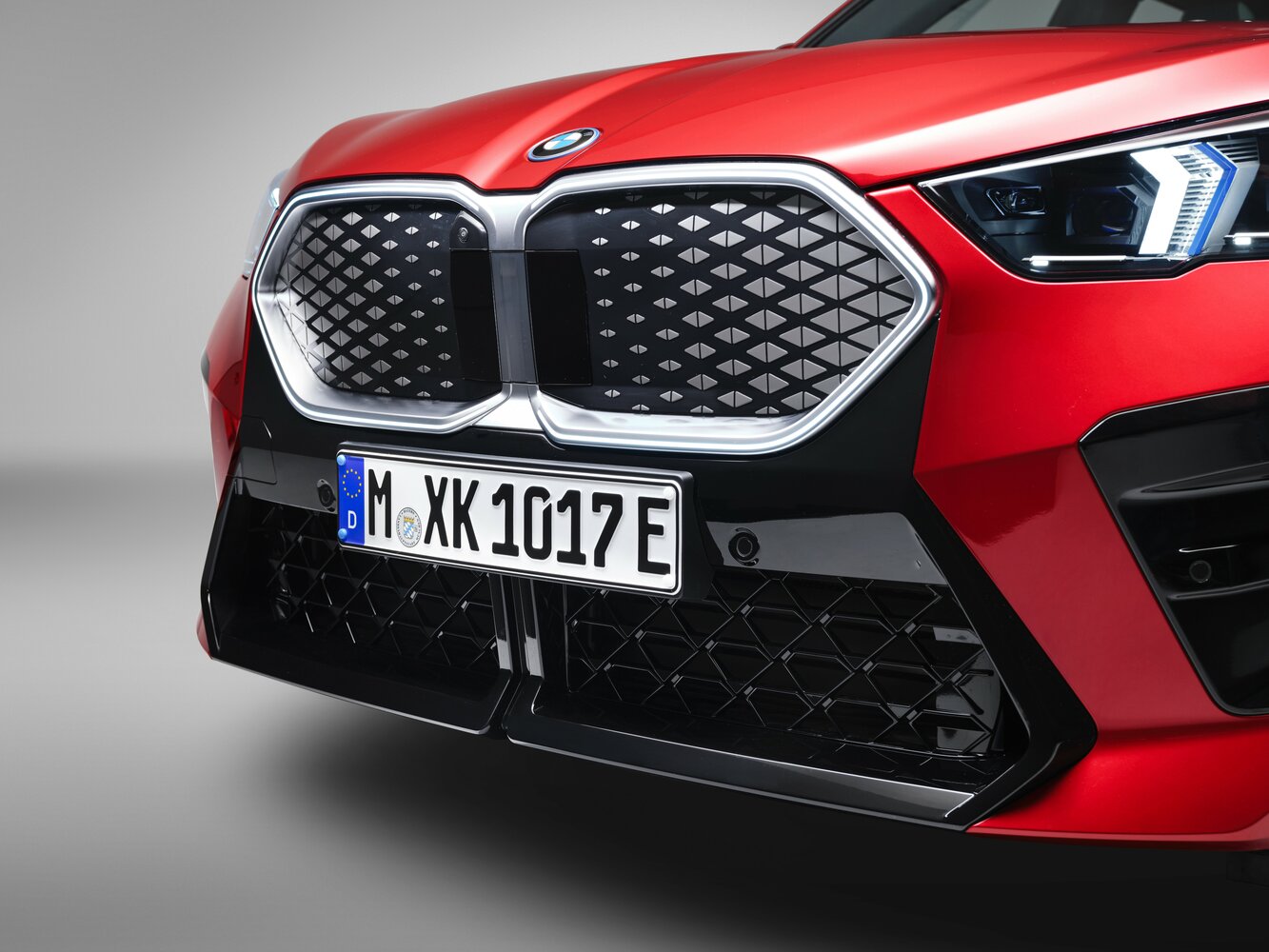 BMW iX2 eDrive 20 M Sport
