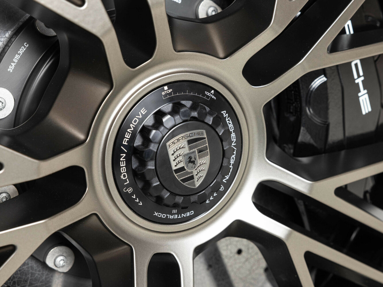 Porsche Panamera — справочные фотографии комплектации, Интерьер 2