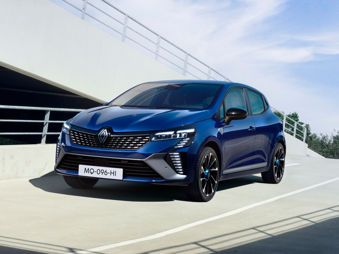 Renault Clio — V Рестайлинг (2023–2026)