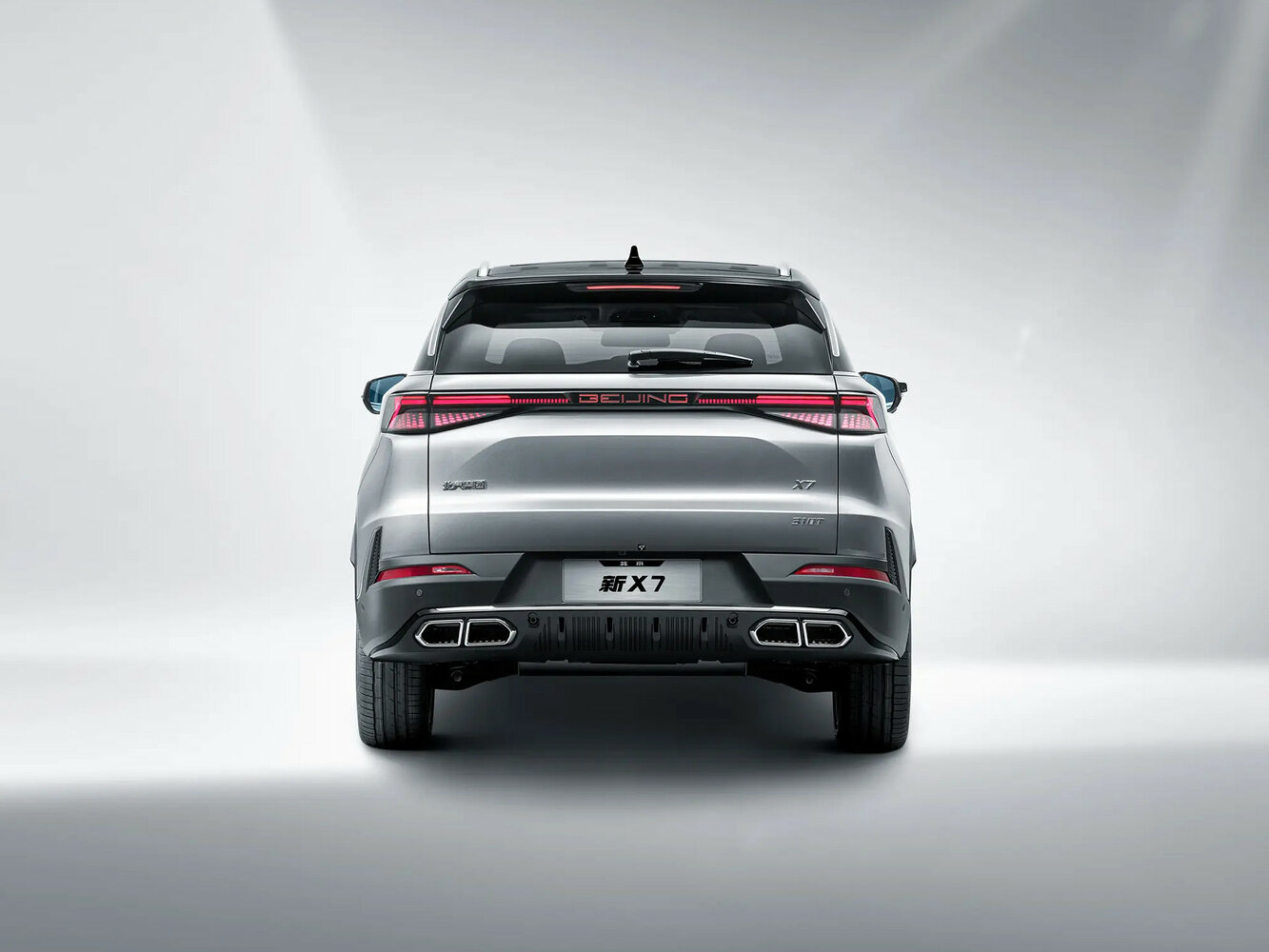 BAIC X7 — справочные фотографии комплектации, Сзади