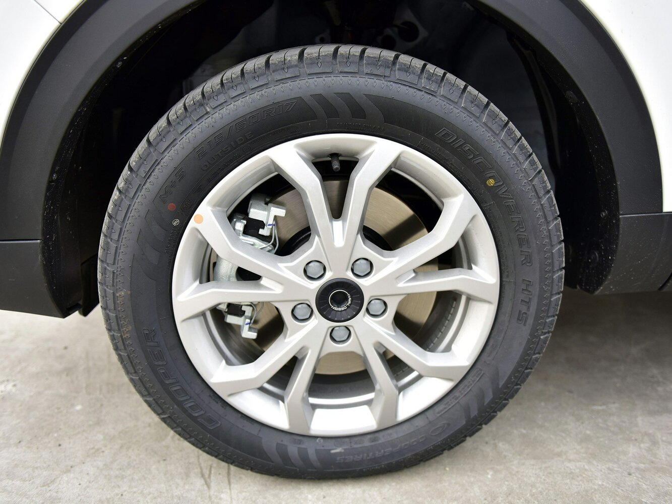 Haval H2s — справочные фотографии комплектации, Диск