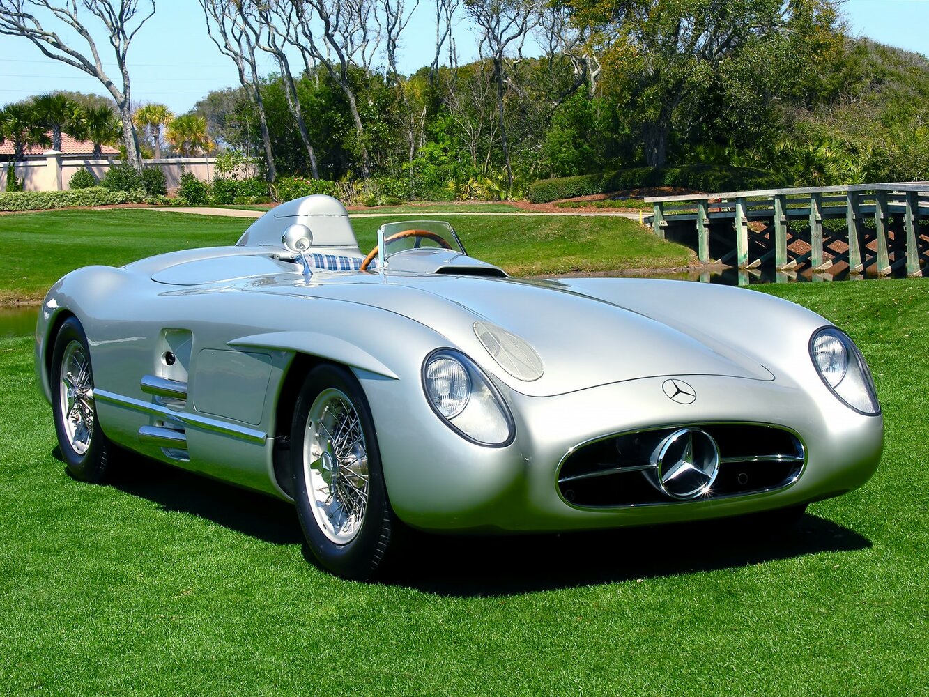 300 SLR