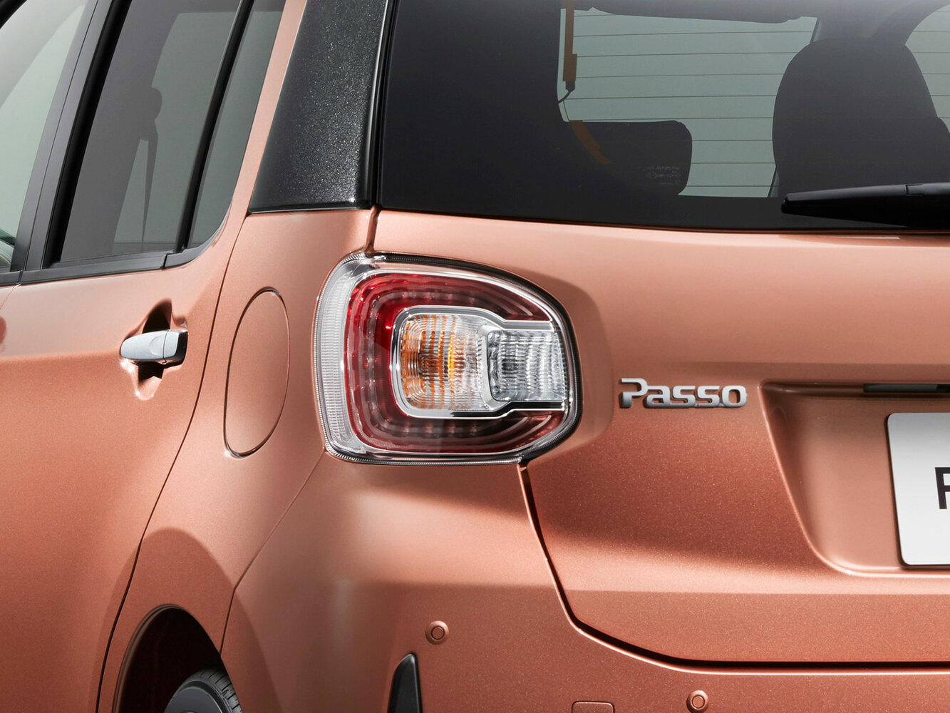 Toyota Passo X L Package