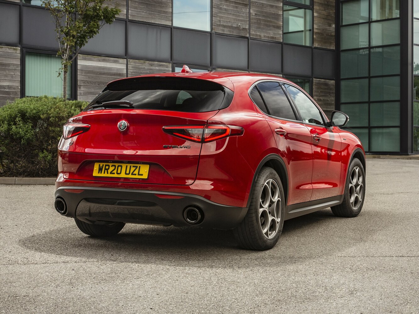 Alfa Romeo Stelvio 2.0 Q4