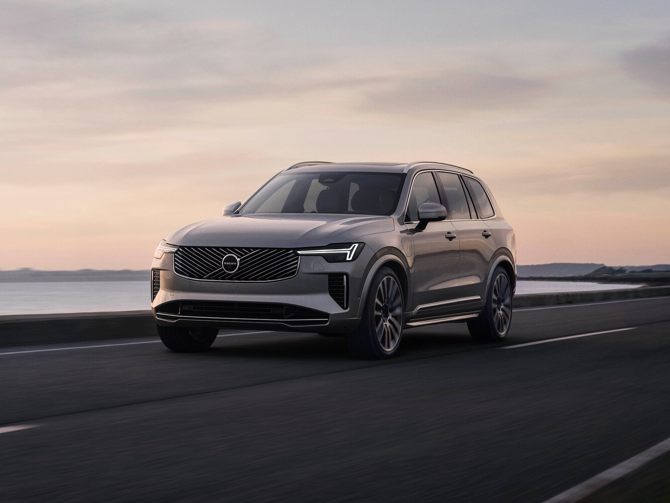 Volvo XC90 B6