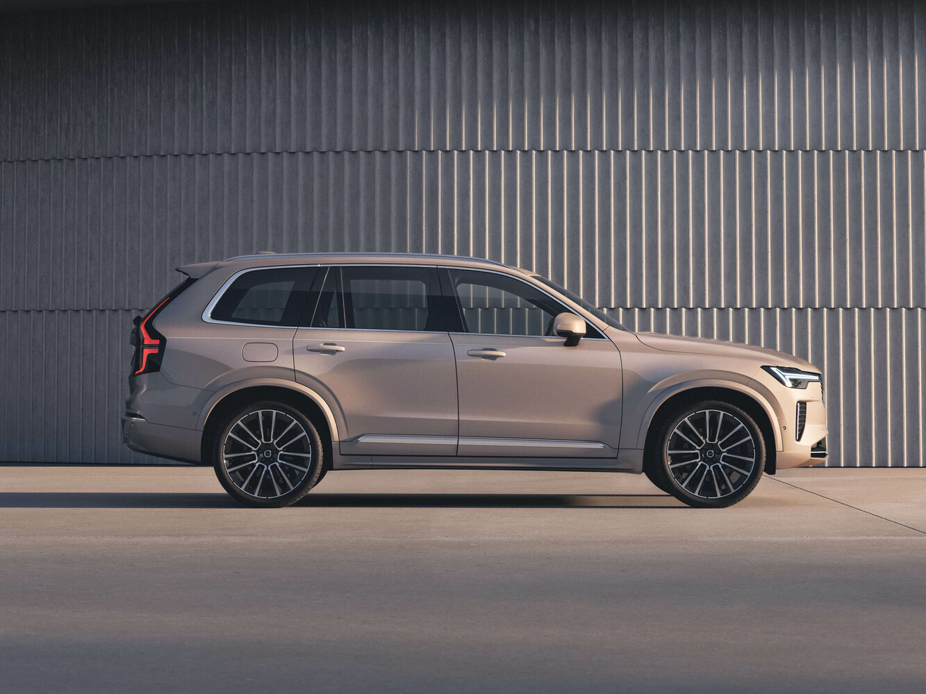 Volvo XC90 B6
