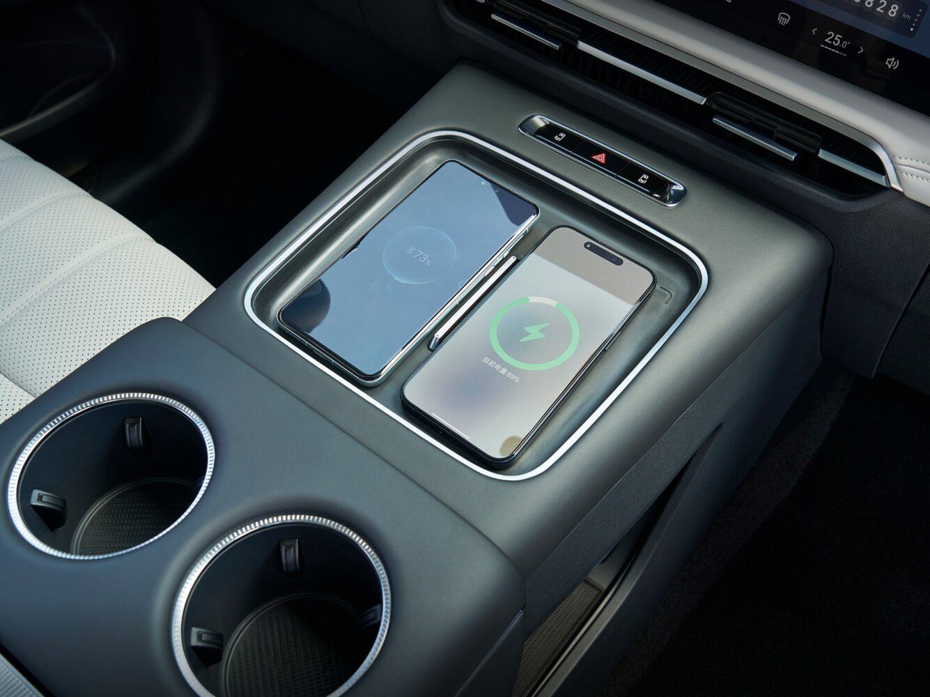 Voyah Dream PHEV 2025 Flagship