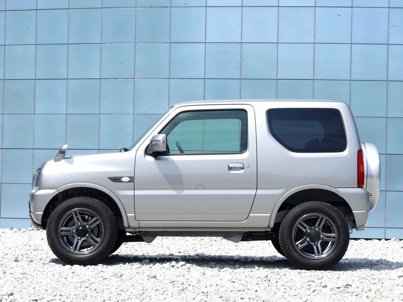 Suzuki Jimny Adventure