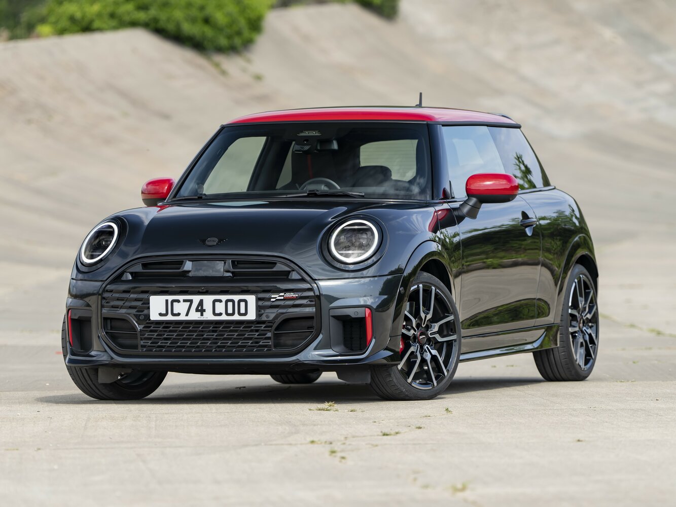 Mini Hatch — IV (F65/F66/J01) (2024–2026)