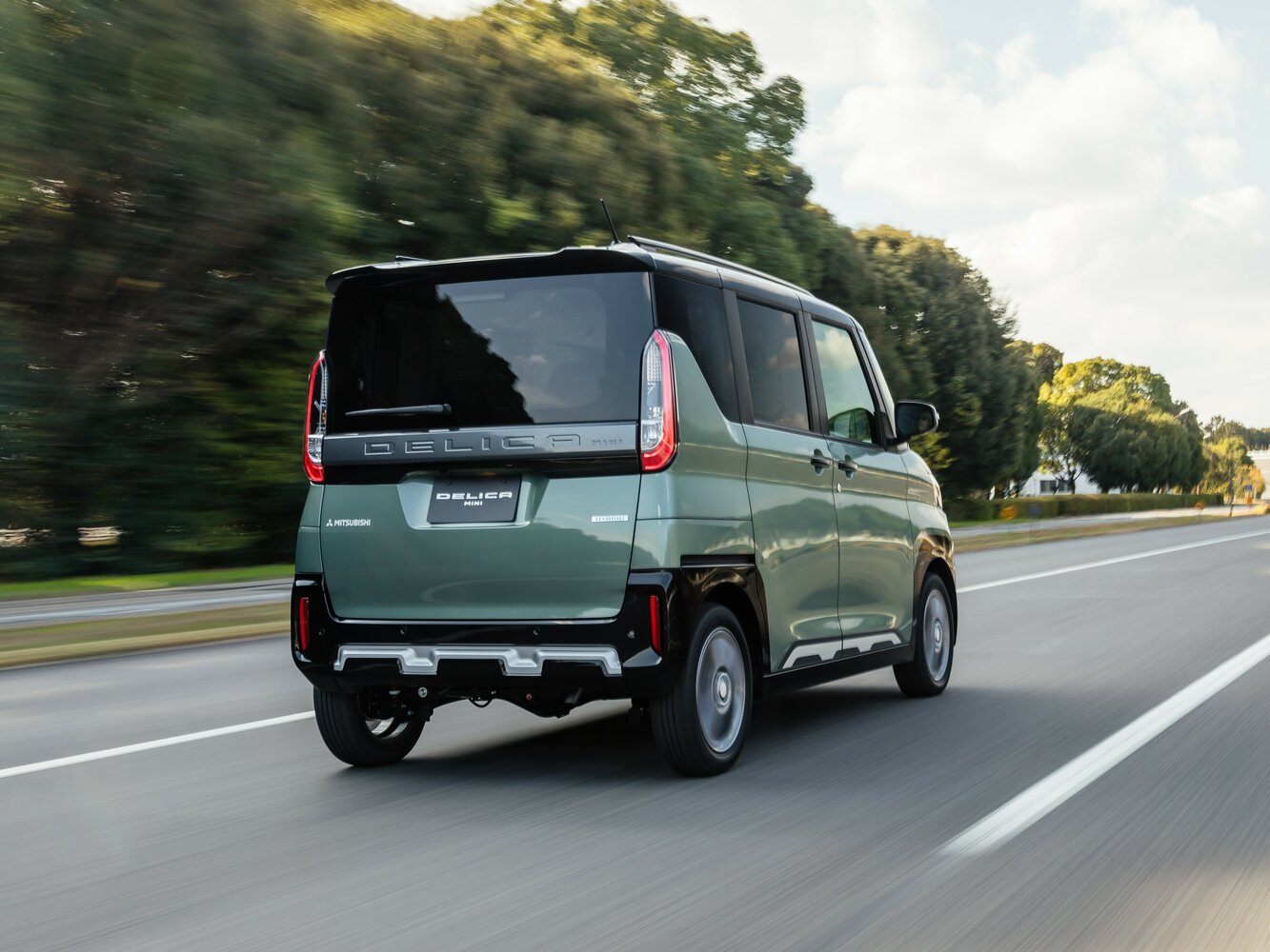 Mitsubishi Delica Mini T