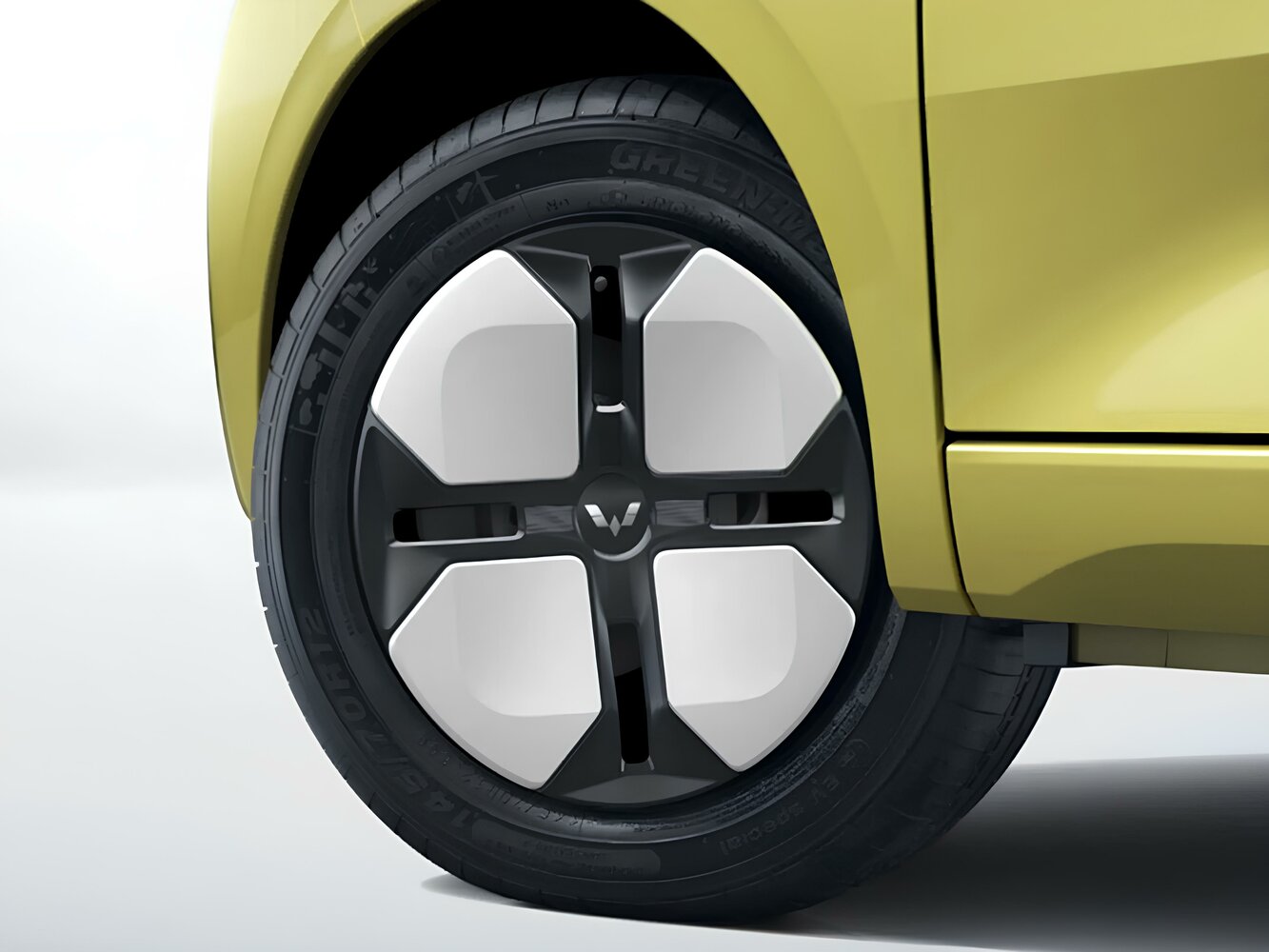Wuling Mini EV — справочные фотографии комплектации, Диск