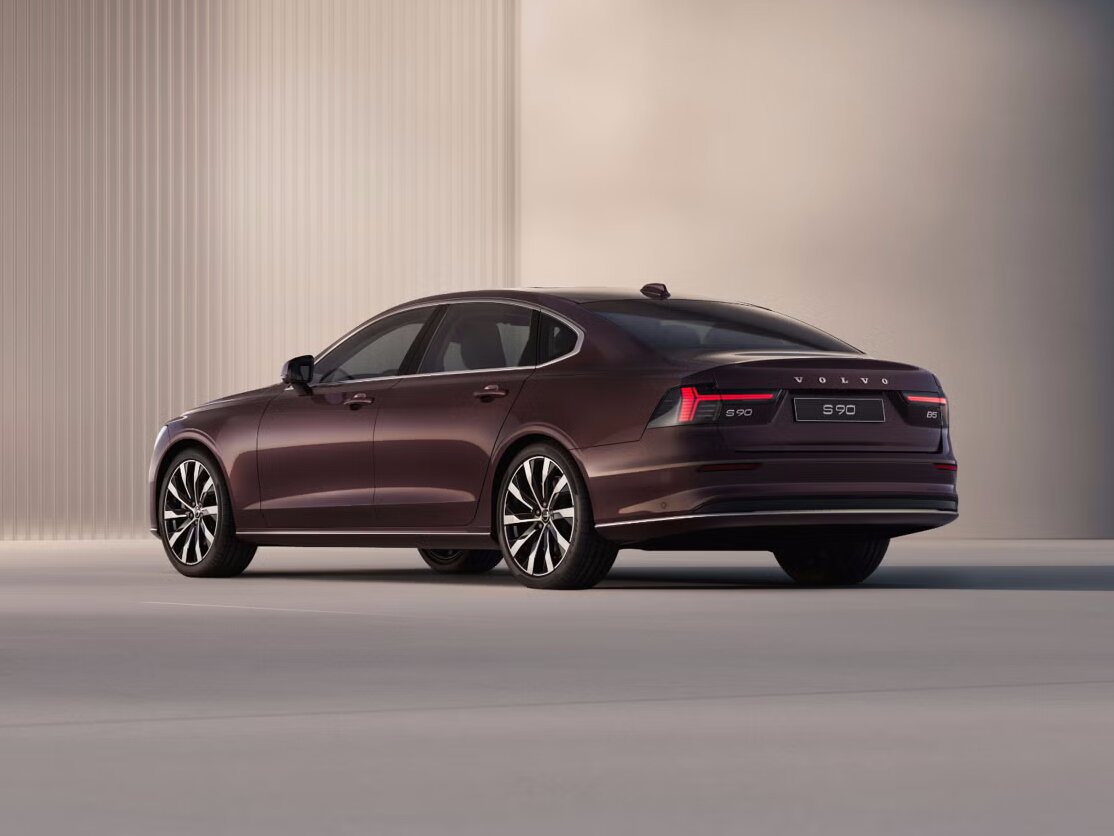 Volvo S90 B5