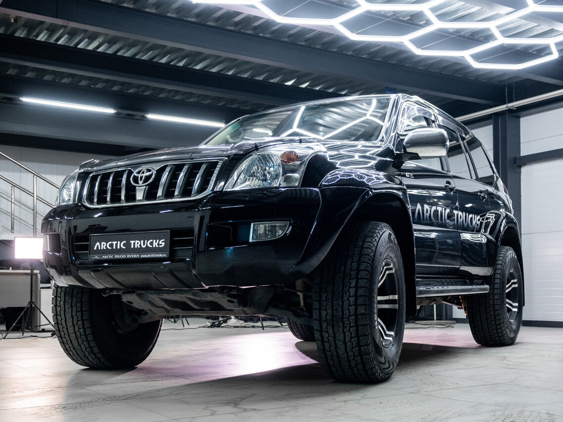 Toyota Land Cruiser Prado 2005 4.0L AT 8 мест