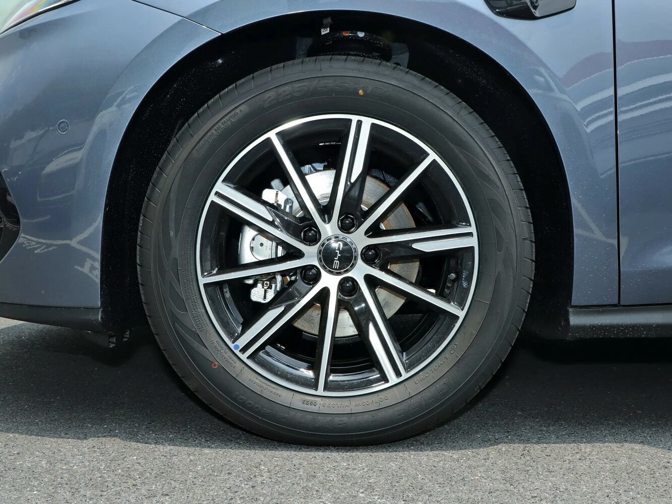 BYD Seal 06 — справочные фотографии комплектации, Диск