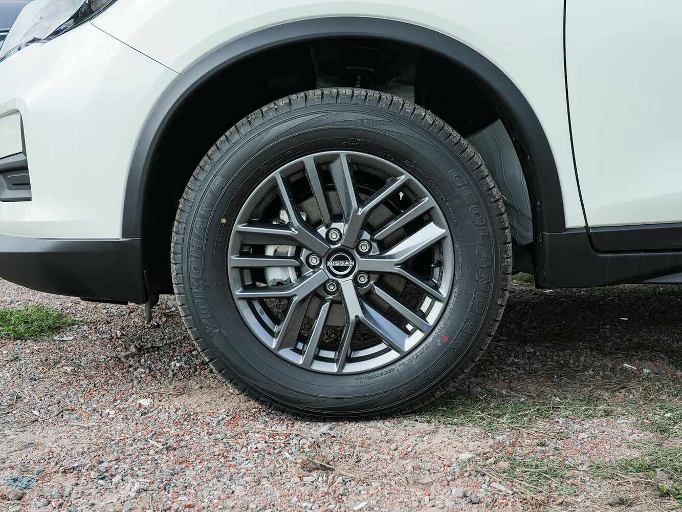Nissan X-Trail — справочные фотографии комплектации, Диск