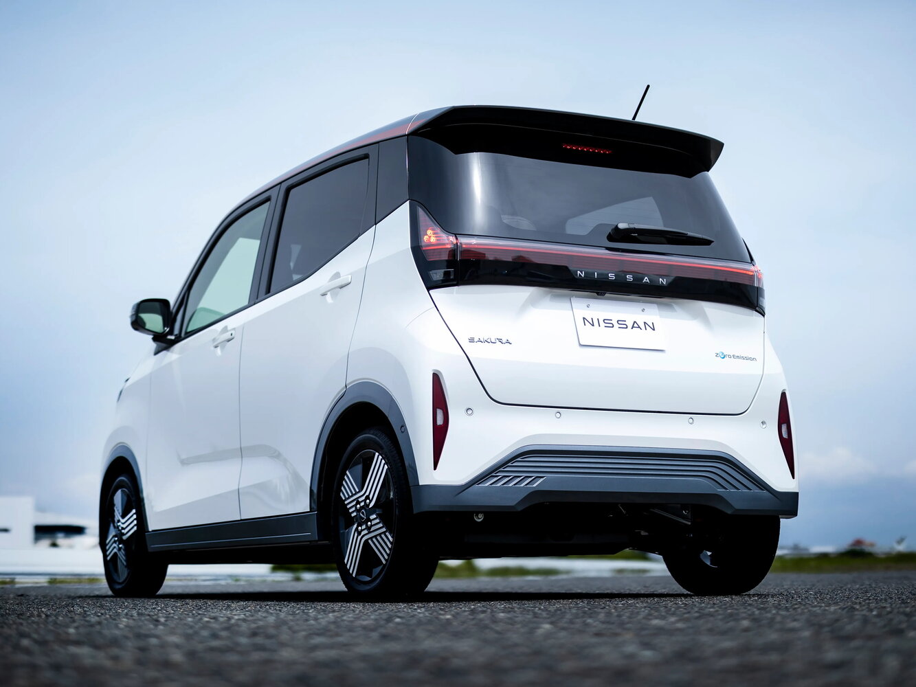 Nissan Sakura X 90