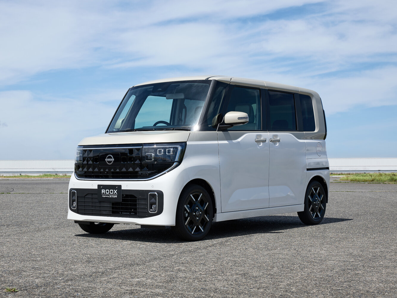 Nissan Roox X