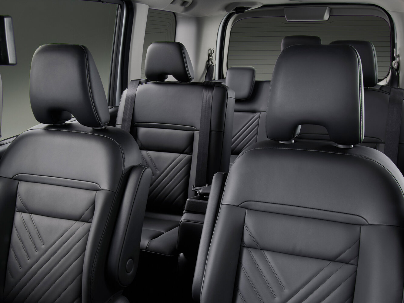 Nissan Serena e− V