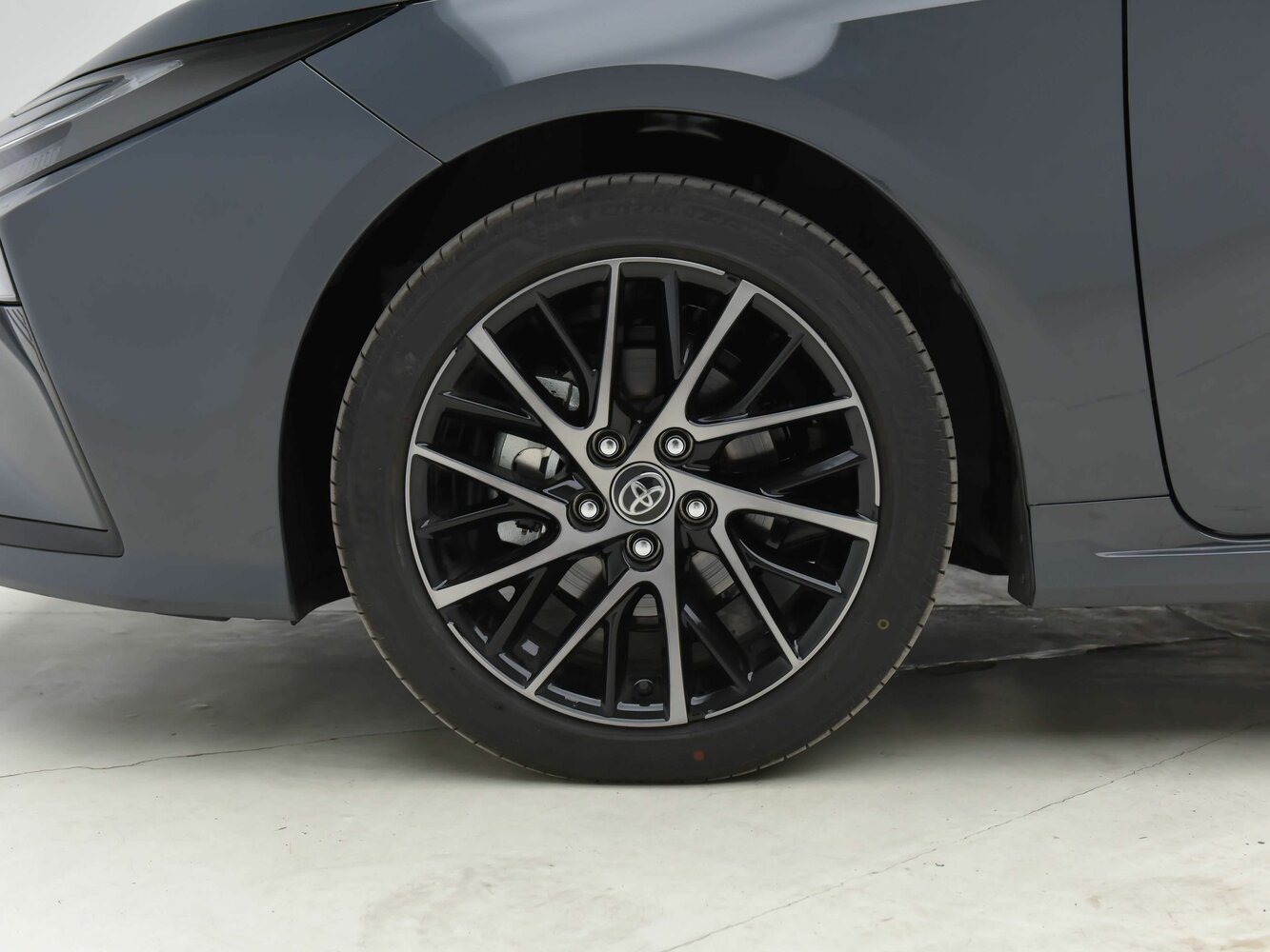 Toyota Corolla — справочные фотографии комплектации, Диск