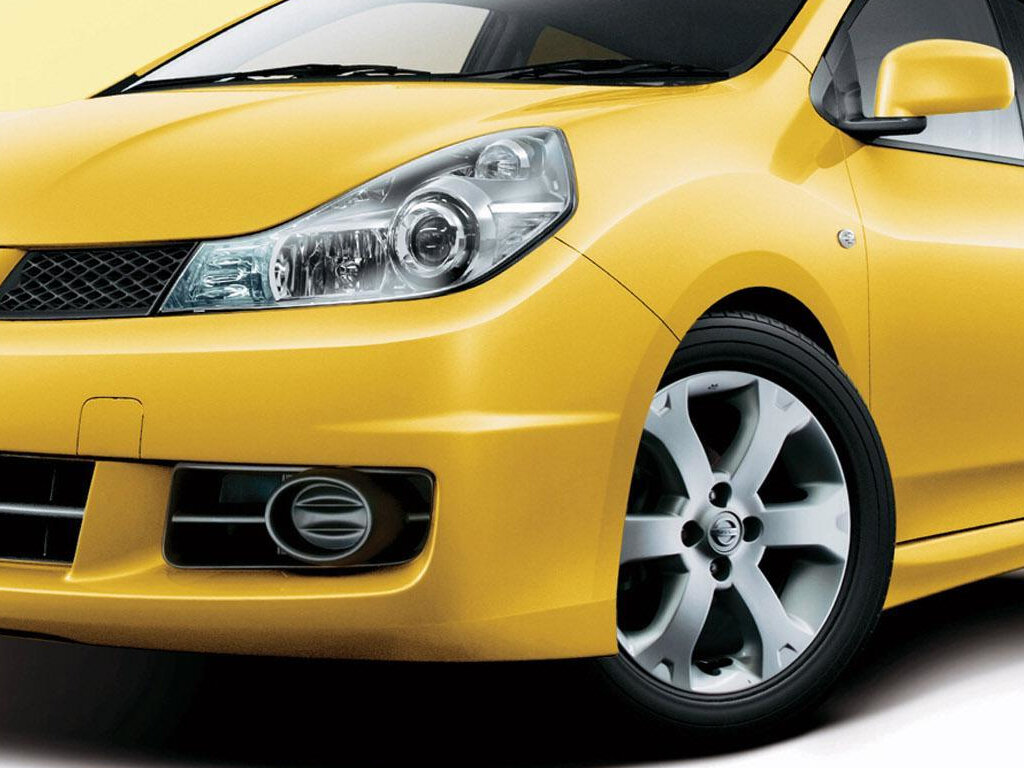 Nissan Wingroad 15M
