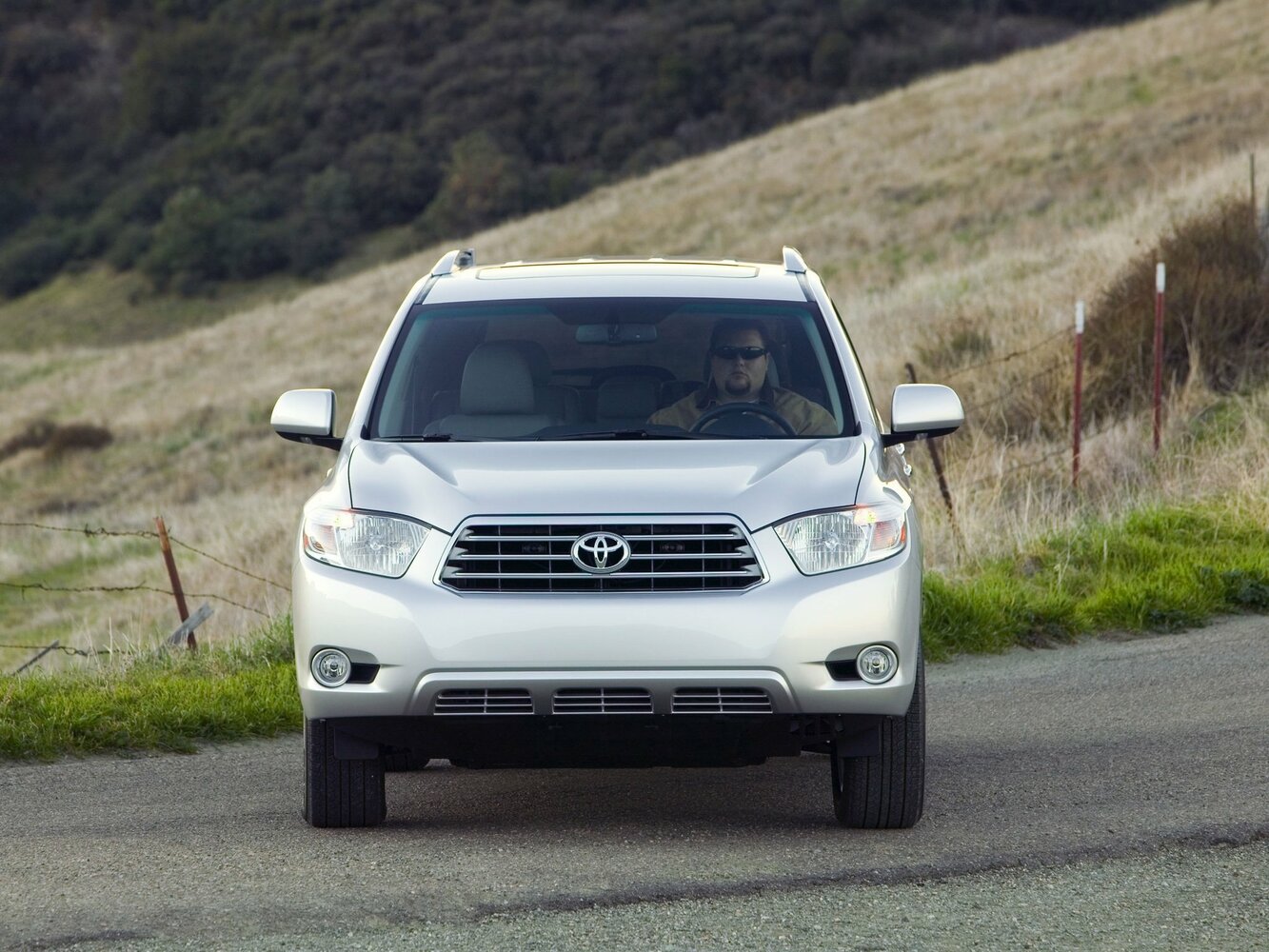 Toyota Highlander 2009 2.7L 7 мест