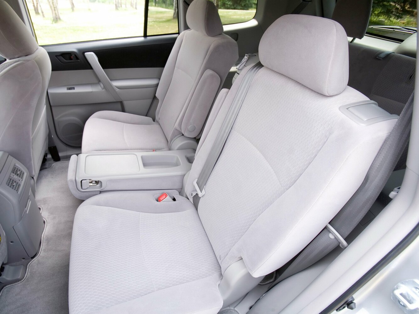 Toyota Highlander 2009 2.7L 7 мест