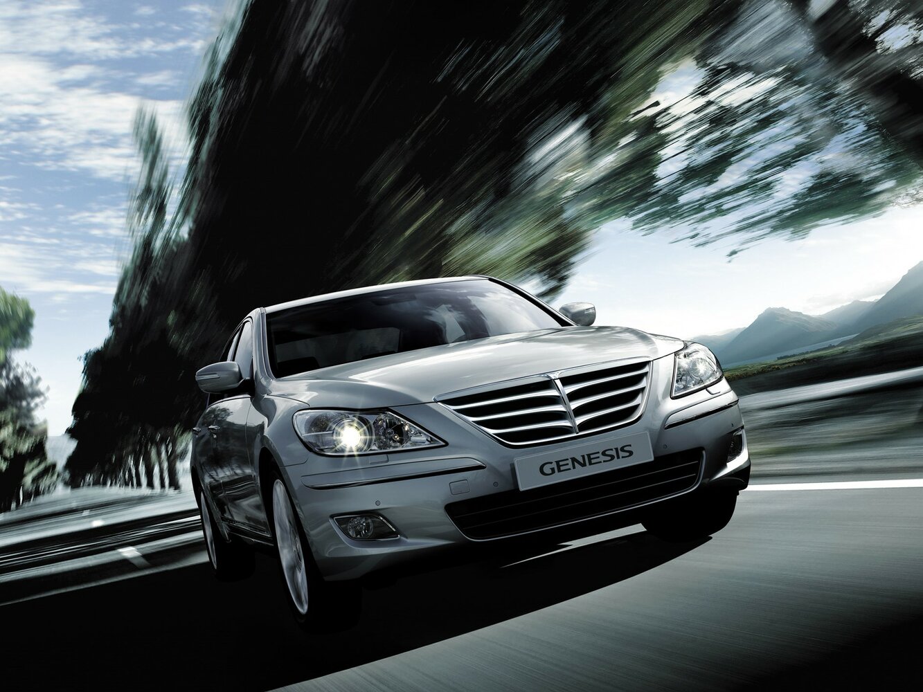Hyundai Genesis BH330