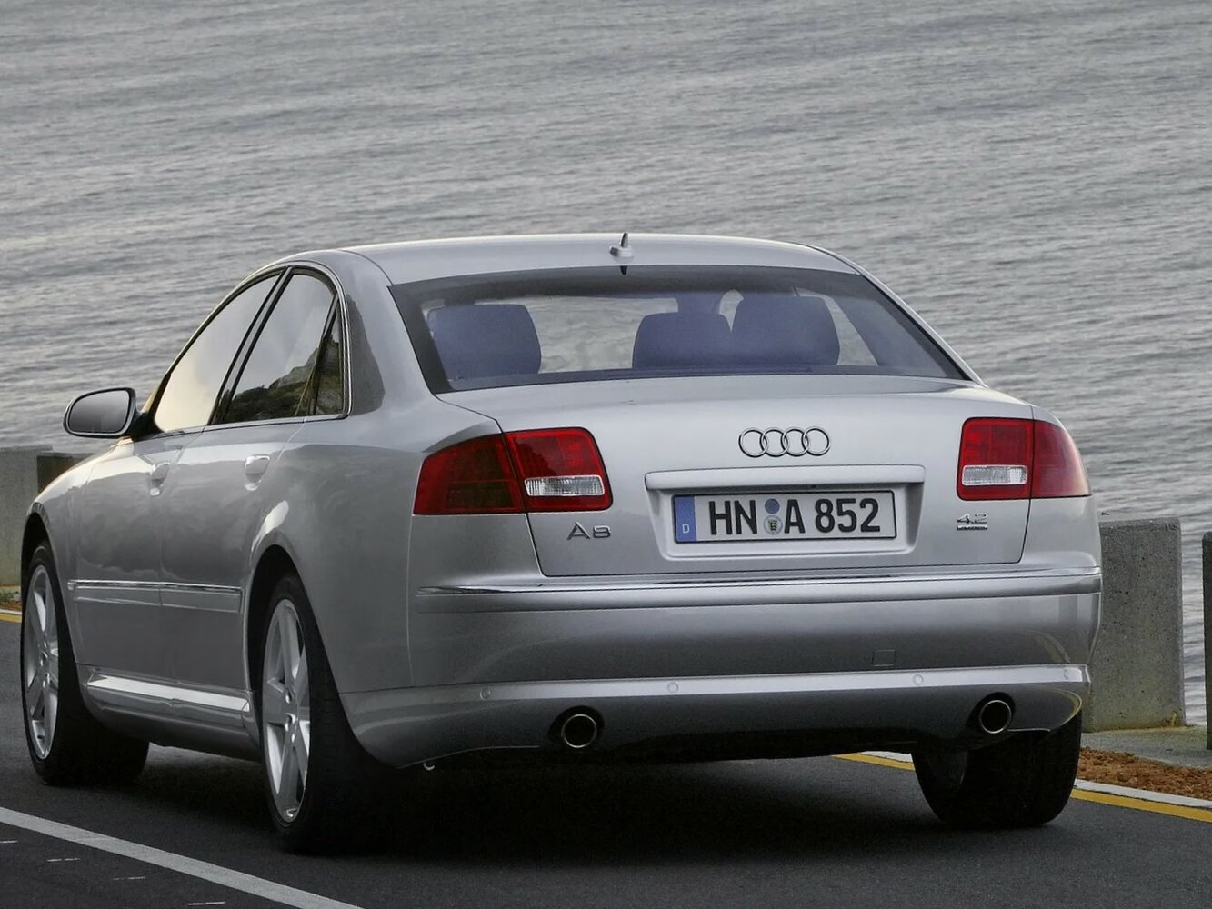 Audi A8 D3