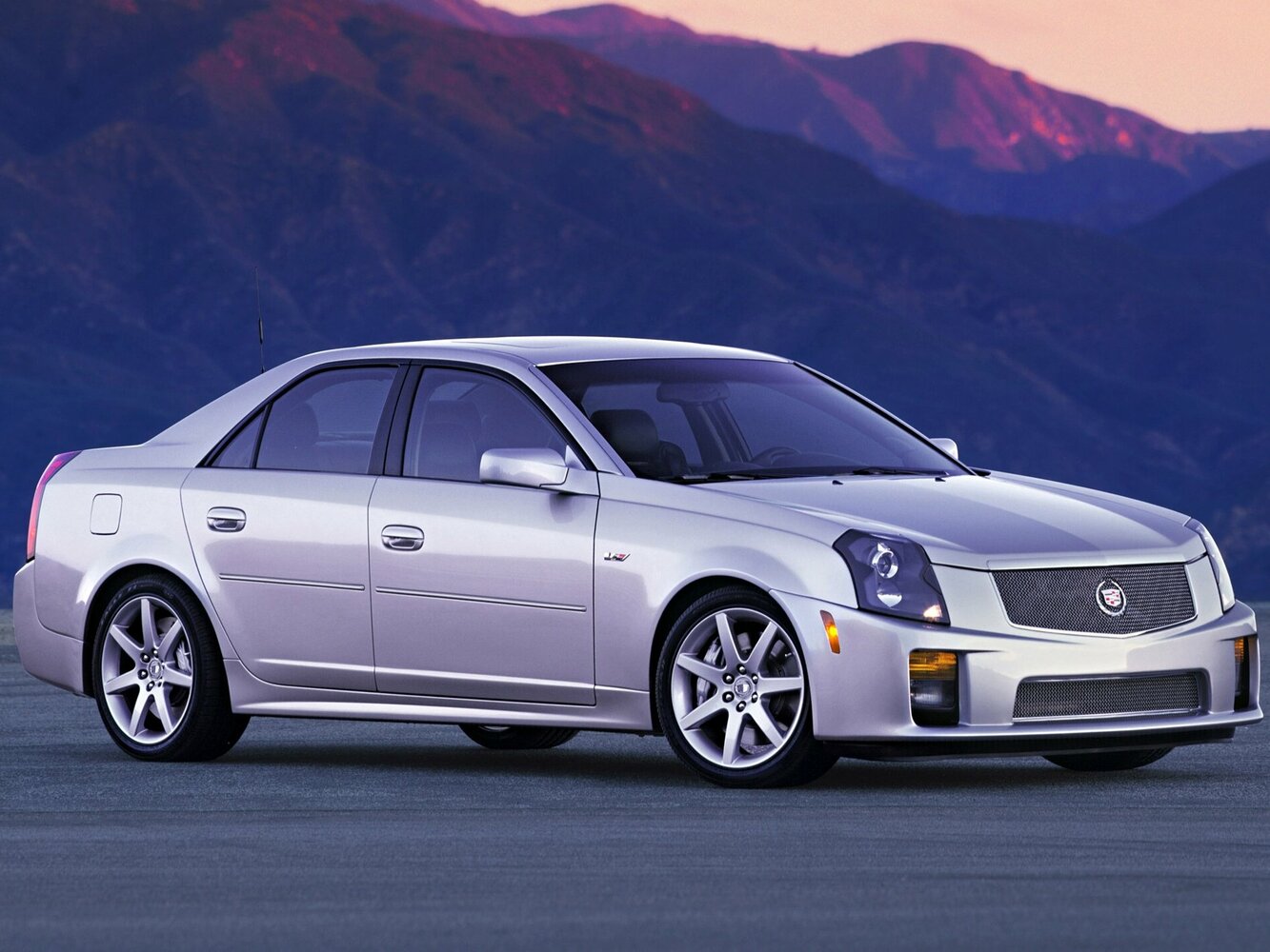 Cadillac CTS-V — I поколение (2004–2007)