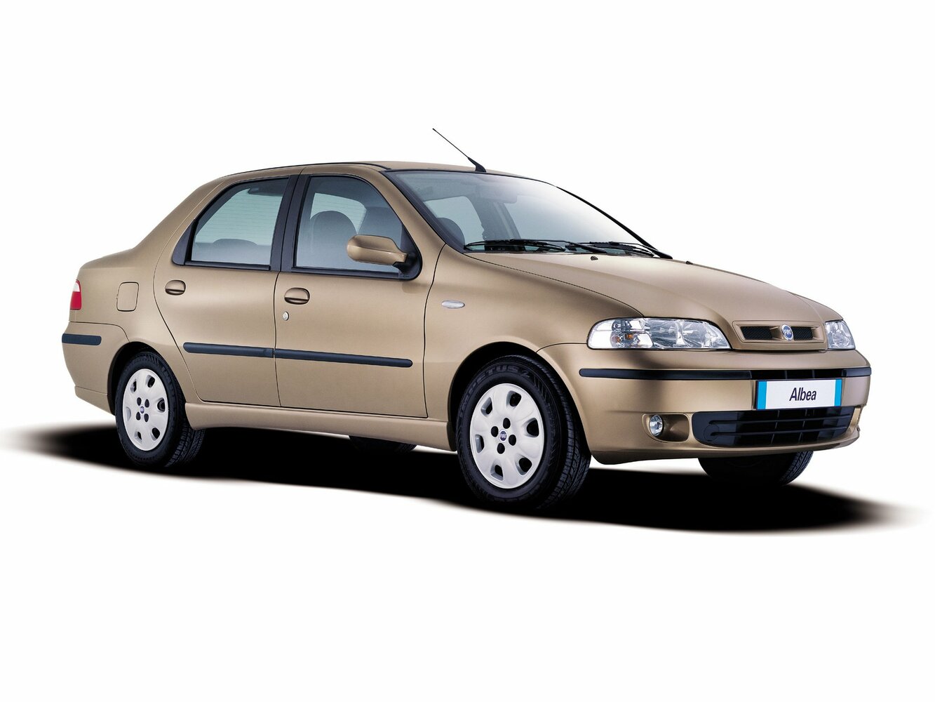 Fiat Albea — I поколение (2002–2004)