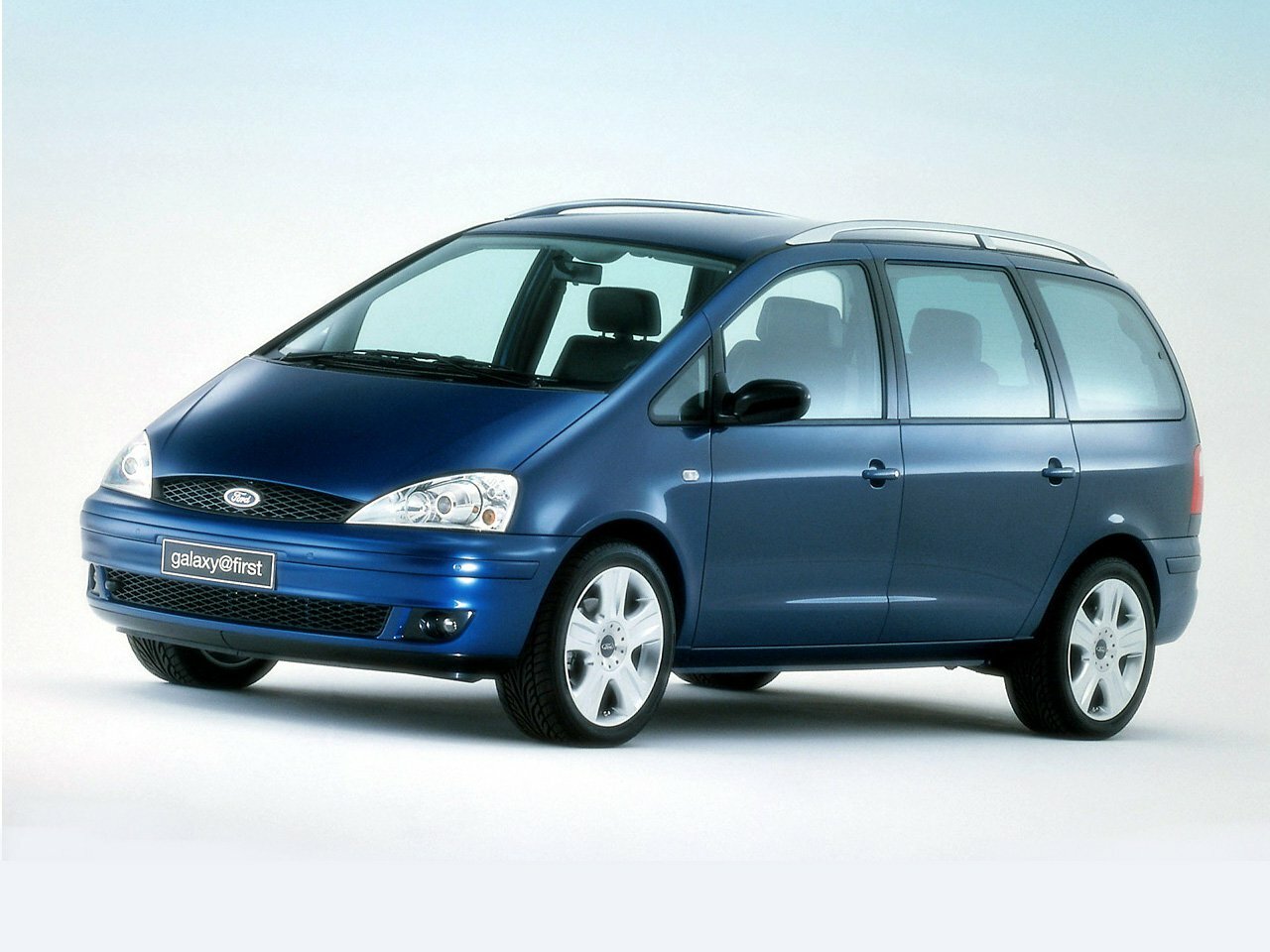 Ford Galaxy — I Рестайлинг (2000–2006)